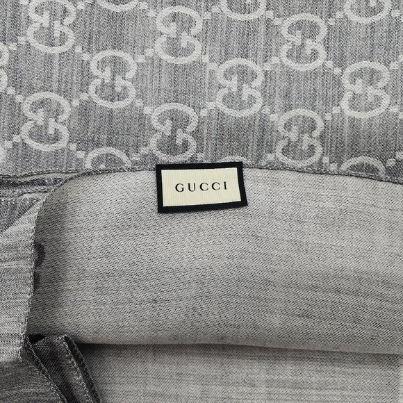 Gucci Wool Silk Monogram Fringe Scarf/Shawl | Gray | NEW - Picture 4 of 7